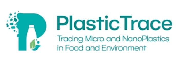 Plastic Trace Logo