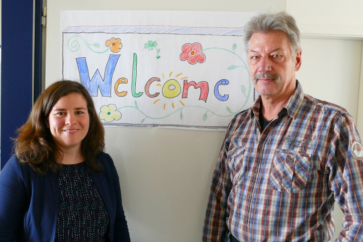 Anne Hartlich and Uwe Benn from the Welcome Office. Photo: Hereon/Nicole Thiemann Anne Hartlich and Uwe Benn from the Welcome Office