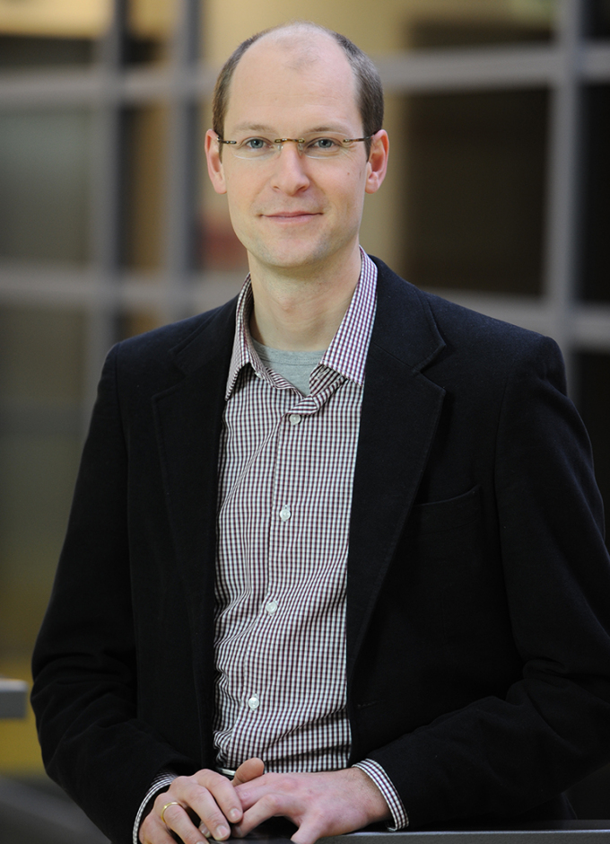 Dr. Christian Wischke